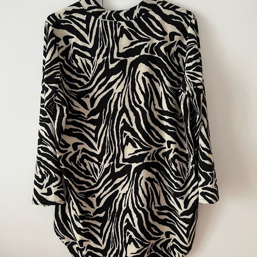 Shirt onesize like new