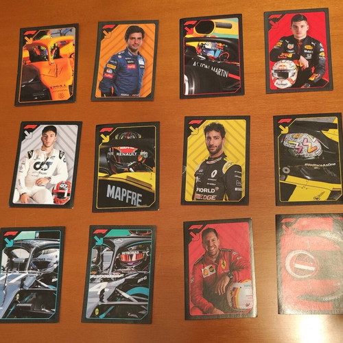 Topps Formula 1 2020 album empty in Italian with full set
