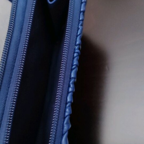 Verde women's wallet blue new with zipper