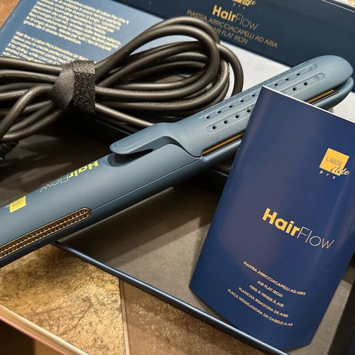 Labor Pro Hair Flow Hair Straightener like new
