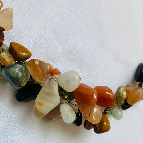 Necklace with semiprecious stones like new, vintage beggar beads style