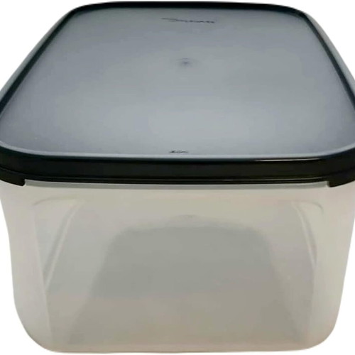 Tupperware Modular Rectangle 4.3L with Black Lid new