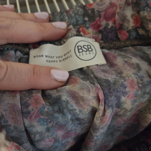 Mini floral skirt BSB like new, colorful, size XS