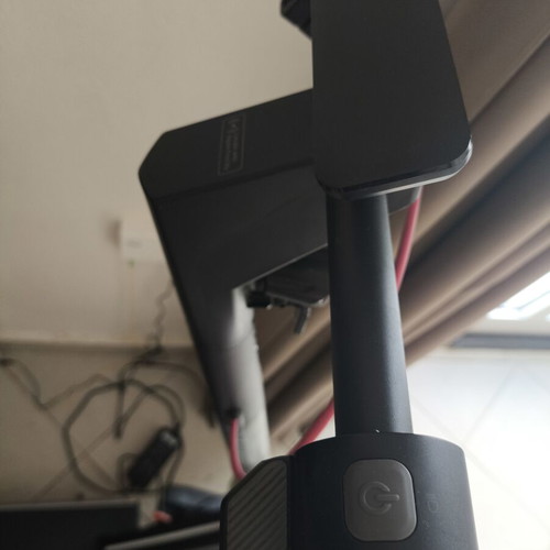 Navee S40 electric scooter like new with security chain