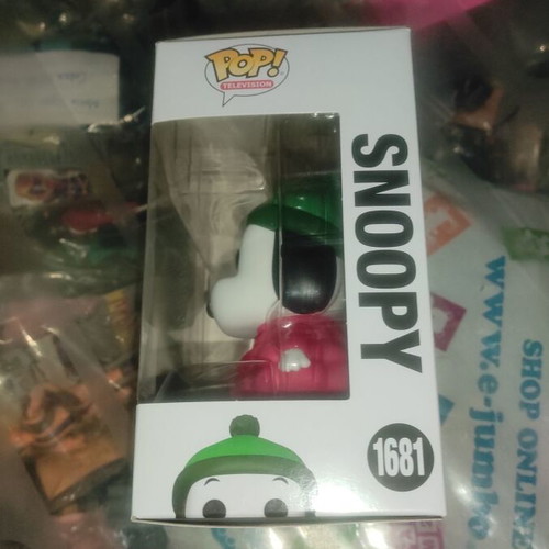 Funko Pop Television Peanuts Snoopy #1681 Specialty Series Exclusive new