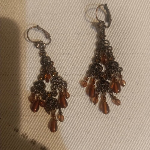 Boho earrings used, brown