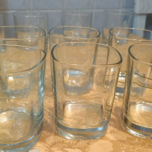 Crystal bottle and 6 crystal glasses like new