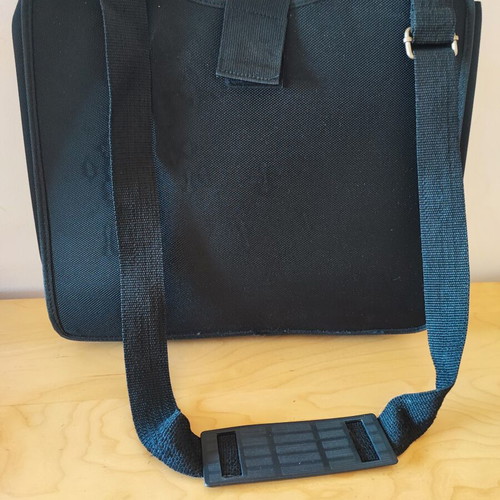 Laptop bag like new, black, 37x32 cm