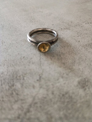 Silver ring used