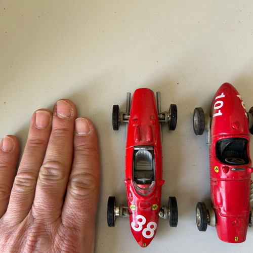 Ferrari toy cars 1/43 metal, like new, set of two