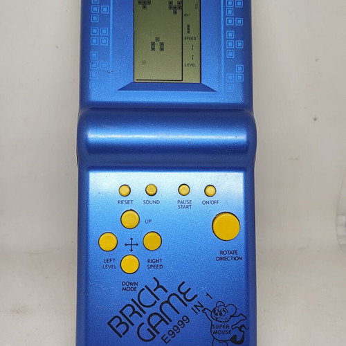 Brick Game E-9999 Retro Vintage Portable Console like new