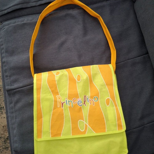 Fabric shoulder bag like new, green and orange