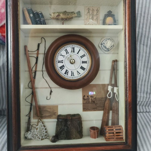 Wall clock used with decorative elements