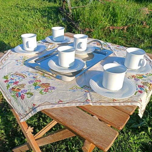 Lynns Fine China coffee cups and saucers new, set of 18 pieces