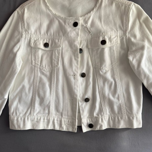 Crop denim jacket white new, size M