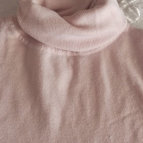 Knitted blouse like new, soft pink, size M