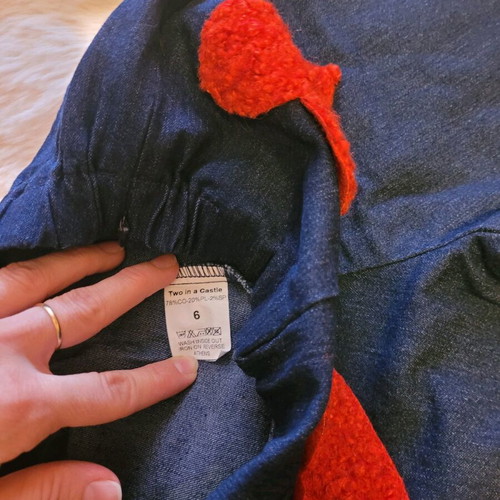 Two In A Castle culotte pants like new for 6 years old blue and red