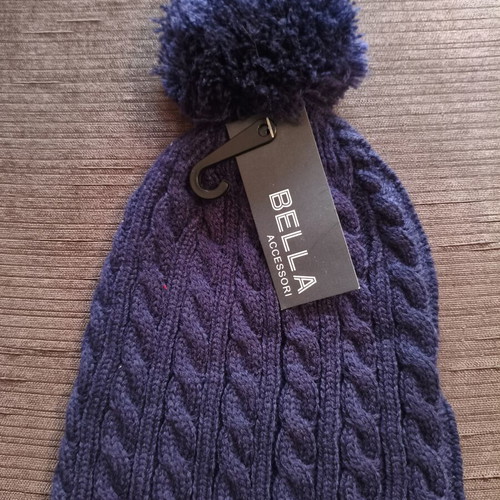 Bella Accessori knit hat new with pompom, blue, one size