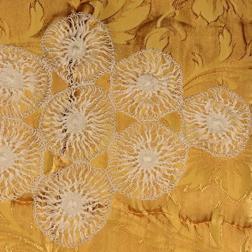 Handmade knitted set 2 table runners and 2 placemats beige like new