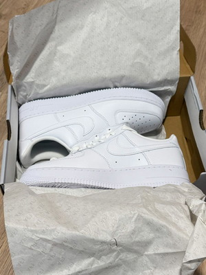 Nike Air Force 1 sneakers new, white, size 42