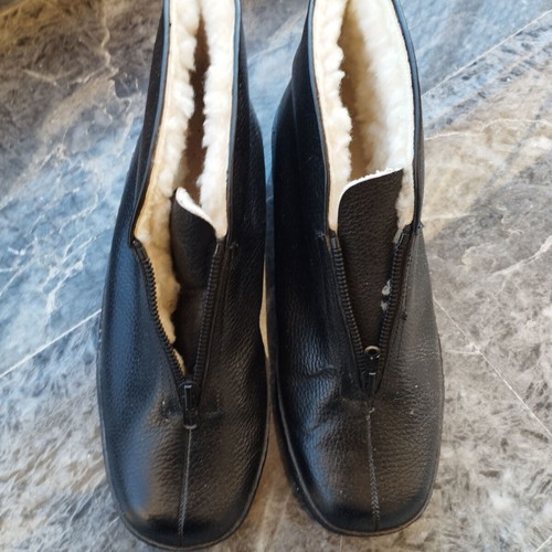 Swiss handmade men's shoes used, black, size 44.5