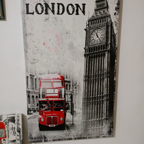 Decorative London-themed canvases like new, pack of 2