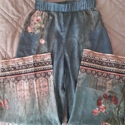 Summer pants new, size M, multicolor
