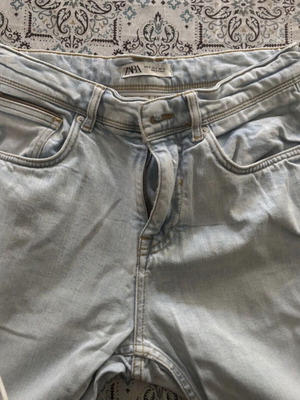 Zara men's blue jeans, size 38