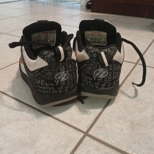Heelys παπούτσια μεταχειρισμένα μέγεθος 38 μαύρο και άσπρο