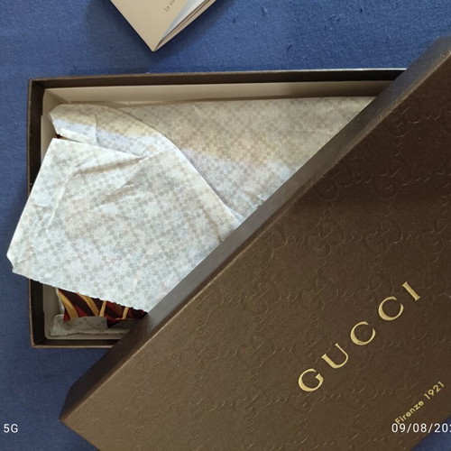 Gucci vintage burgundy silk horsebit square scarf like new