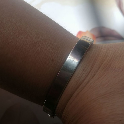 Silver 925 bracelet cuff new with safety chain
