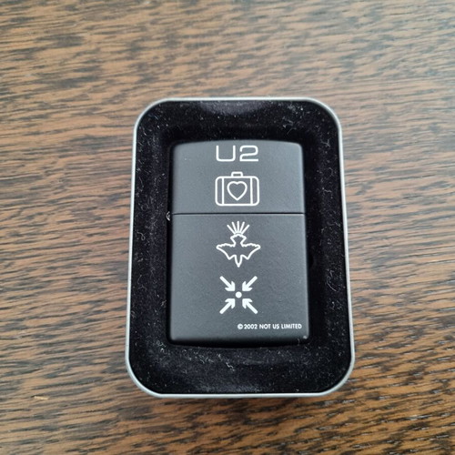Vintage Zippo U2 Elevation Tour 2002 with Metal Case new