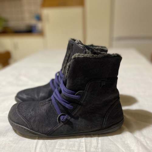 Camber women's leather boots like new with fur