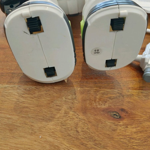 Electronic robotic toy used with gun and shield 3+