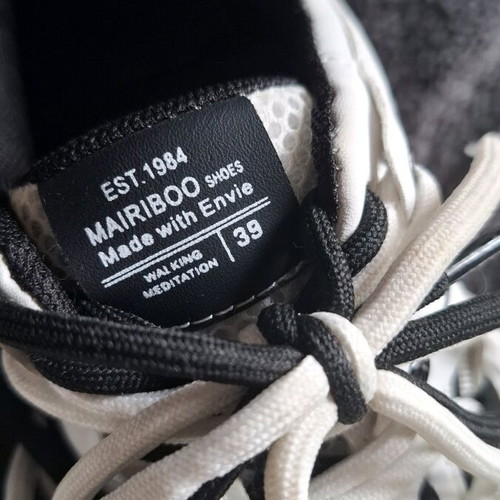 Mairiboo sneakers like new, black and white, size 39