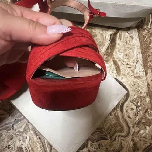Jenny Fairy red suede platform sandals like new, size 38