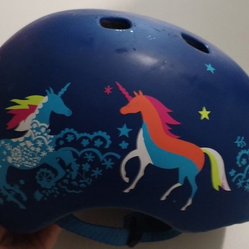 Micro Unicorn Kids Helmet 48-53 cm like new with rear light