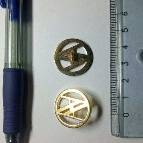 Metal buttons new, gold color, 3,000 pcs, 22 mm diameter