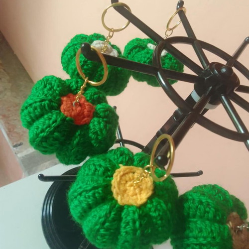 Handmade knitted pumpkin keychain new