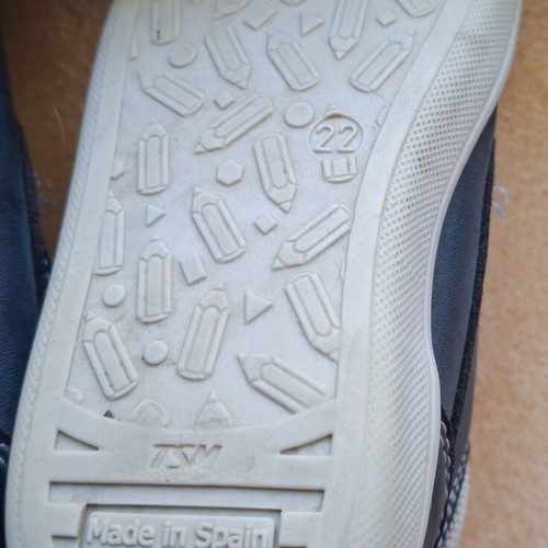 Pablosky blue boys shoes size 22 used