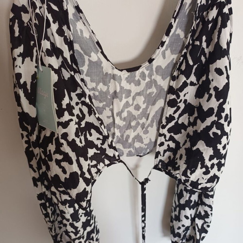 Maaji crop top blouse new, white-black, size S