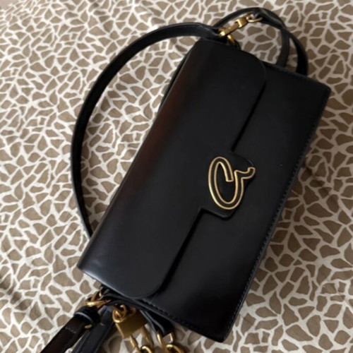 Axel leather crossbody bag, black