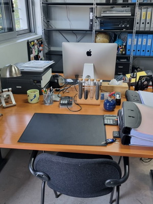 Office equipment like new, two desks, two cabinets and two shelves SATO