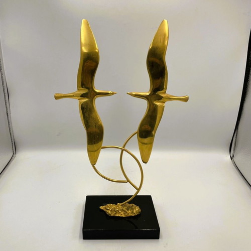 Vintage brass sculpture Seagulls in Flight like new, Hollywood Regency style