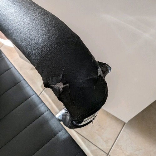 Black office visitor chairs used, set of 2