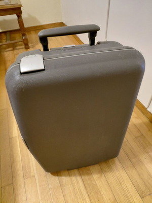 Βαλίτσα καμπίνας Samsonite μεταχειρισμένη με σκληρό κέλυφος και κλειδαριά