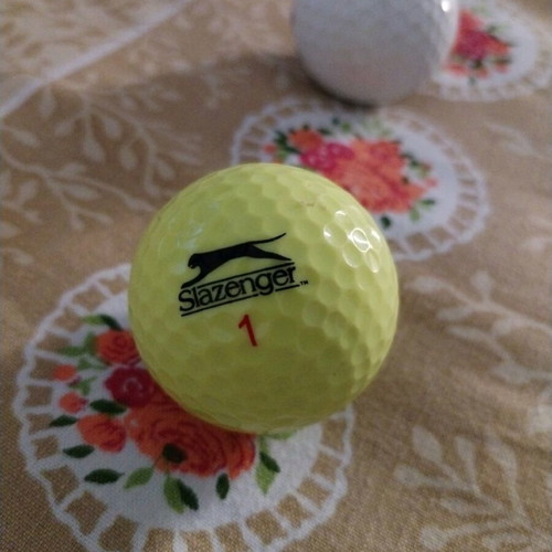 Golf ball yellow Slazenger new