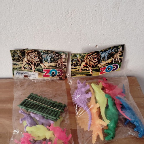 Biokonto bags with animal and dinosaur figures new