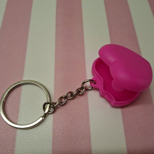 Keychain set new for playful looks on keys and bags