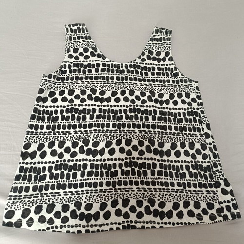 Sfera summer tank top like new, size S, black and white